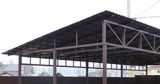 Односкатные навесы из профнастила 4 на 4: монтаж и продажа в Назарово от 1770 руб.